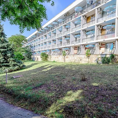 комплекс международен дом на журналистите Хотел