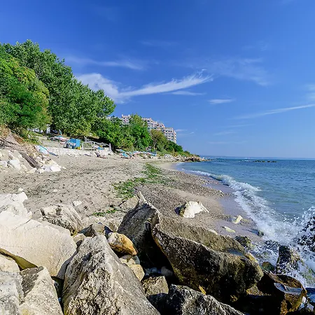 Хотел комплекс международен дом на журналистите